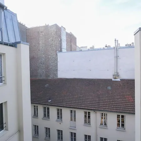 Shelter Oberkampf * Parijs