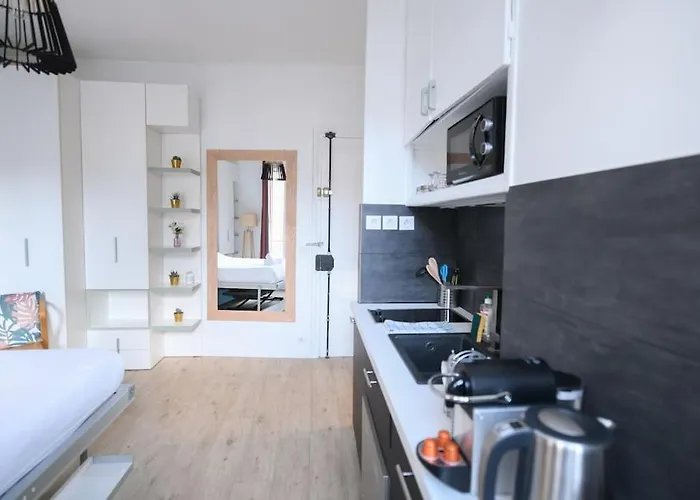 Apartman Shelter Oberkampf *