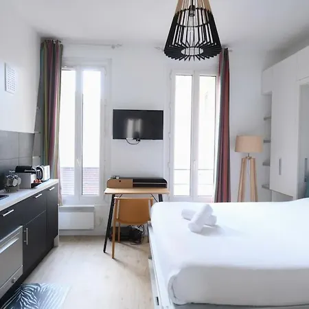 Shelter Oberkampf Апартаменты *