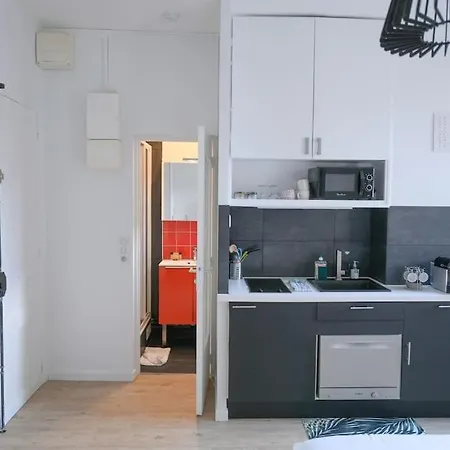 Апартаменты Shelter Oberkampf